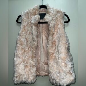 Cream Faux Fur Vest cavalini